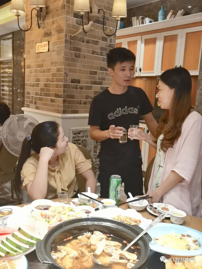 这其中秋，，，与你一起_优发国际-新闻中心