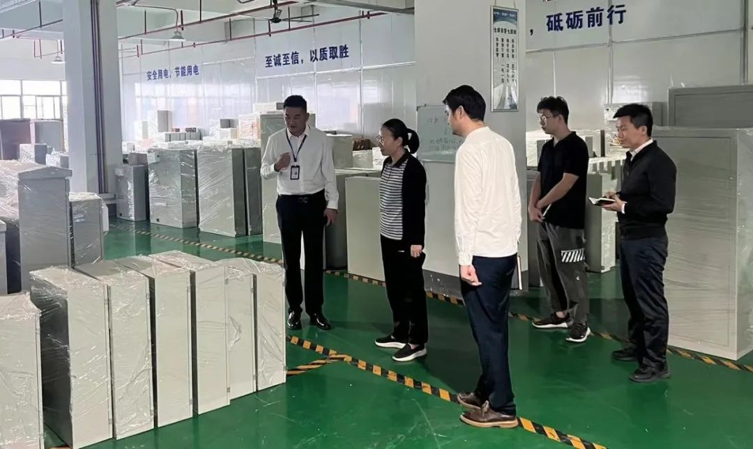 热烈接待琼山区政府列位向导莅临我司旅行指导_优发国际-新闻中心