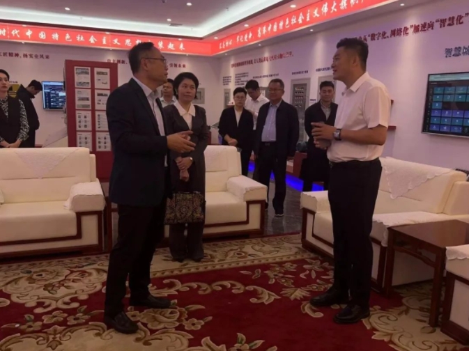 热烈接待海南省工商联丁飞主席一行人到优发国际莅临指导_优发国际-新闻中心